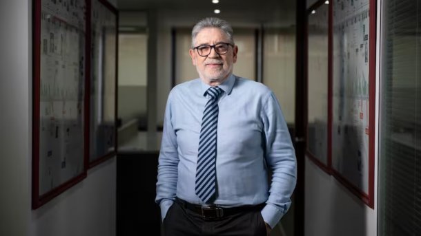 Enrique Szewach: “Hay un problema muy serio con los salarios y las jubilaciones, no hay paritarias que alcancen”