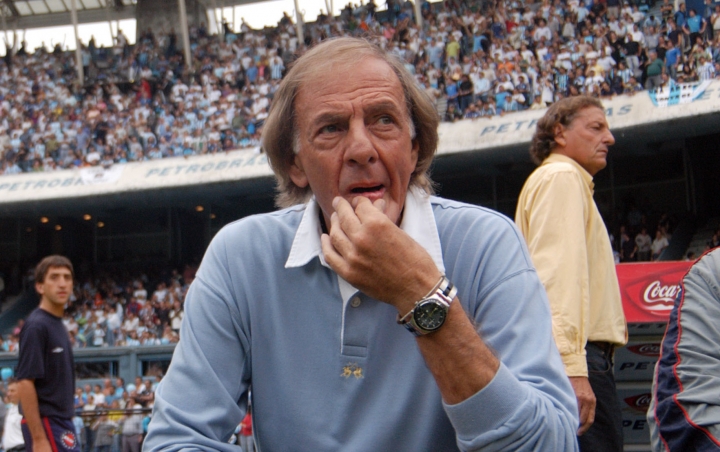 César Luis Menotti : “El fútbol sin público no es fútbol”