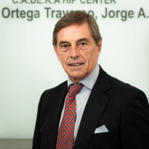 Jorge Ortega Traverso: "En los informes m&eacute;dicos de Cavani no veo un diagn&oacute;stico claro, est&aacute; todo muy en el aire"