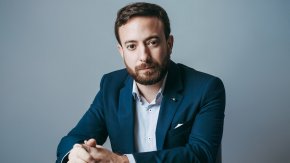 Agustín Laje: "Cristina le echa la culpa a Kicillof por haber desdoblado la elección, y tiene razón"