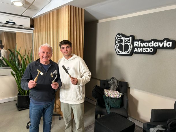 Tiene 25 años y se dedica a la fabricación artesanal de herramientas