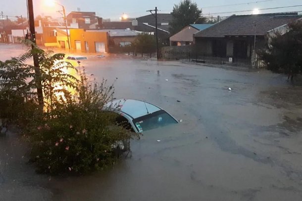 Fabian Díaz: "Bahía Blanca está todo pasado por agua"