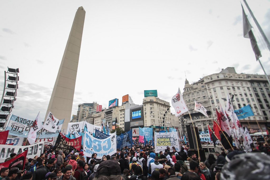 De Alfonsín a hoy ¿Alguna vez se llegó en un clima social tan delicado a una votación?