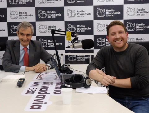 Escucha el pase entre Jonatan Viale y Nelson castro