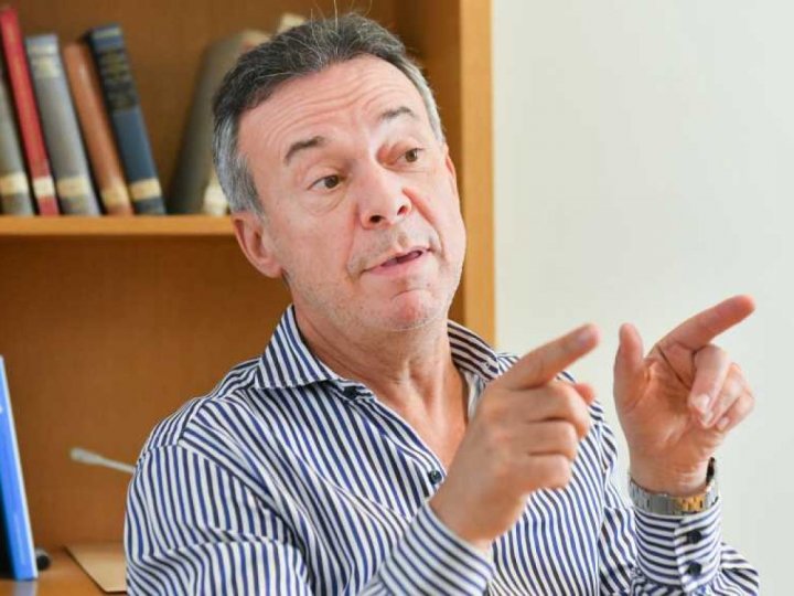 Daniel Artana: "Argentina tiene una situaci&oacute;n cr&iacute;tica en materia fiscal y complicada en cuasifiscal"
