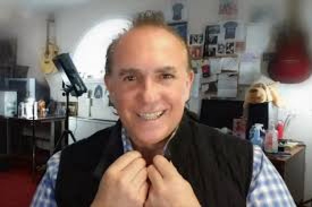 Dialogamos con Mauricio Zabalza, periodista EEUU, en Un día de estos