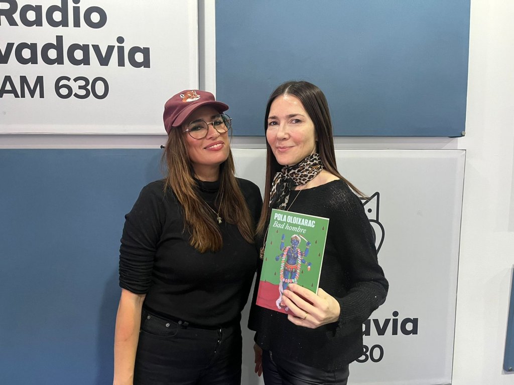 Pola Oloixarac presentó su libro Bad Hombre y habló de la denuncia contra Alberto Fernández: &quot;Es el momento para que el feminismo se saque la careta&quot;