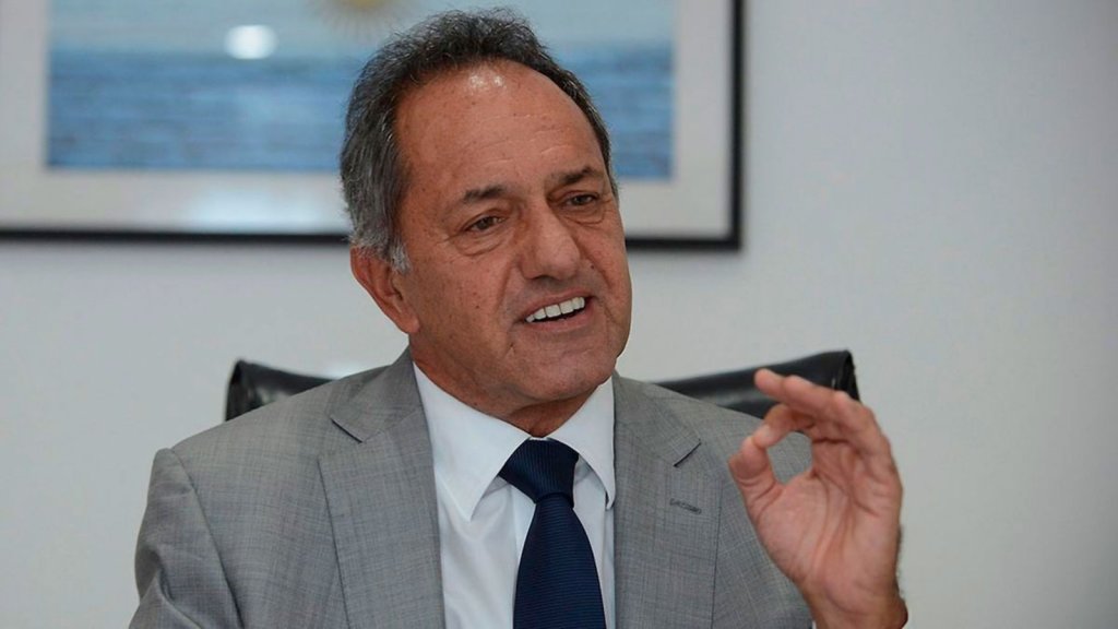 Daniel Scioli: &quot;Habrá corredores para el ingreso y salida inclusive de la barra brava&quot;