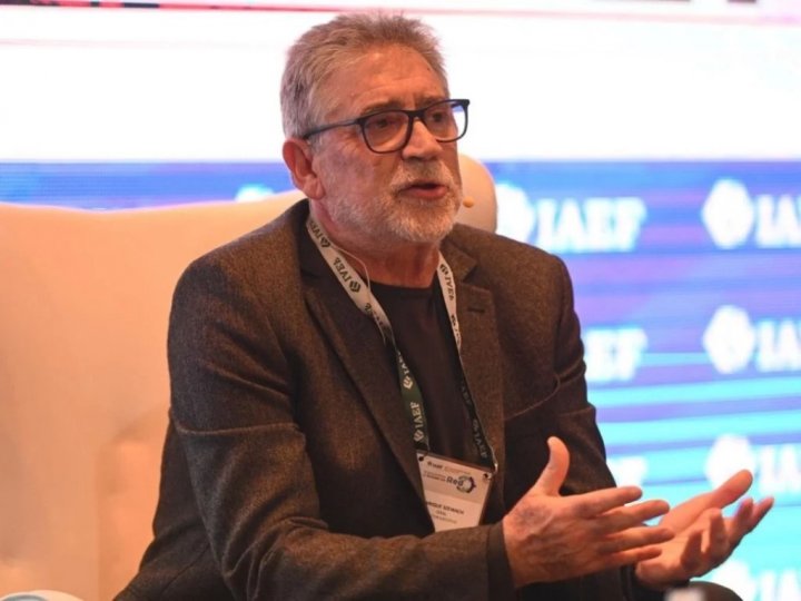 Enrique Szewach: "Tenemos mucho gas en Vaca Muerta pero a Argentina le falta inversi&oacute;n para transportarlo"