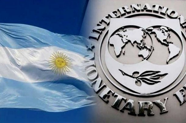 Gonzalo Gaviña Alvarado: "Siguen las tensiones y faltan informaciones del acuerdo con el FMI"