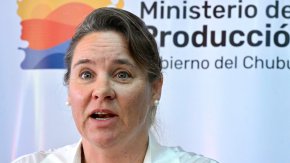 Laura Mirantes: "La lluvia apacigu&oacute; la situaci&oacute;n pero el fuego no est&aacute; controlado"