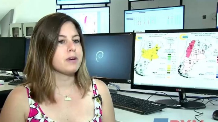 Cindy Fernández: "Hasta el miércoles vamos a continuar con la presencia de humo bastante intensa en la zona central de nuestro país"