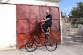 Fabrica bicicletas de formatos insólitos