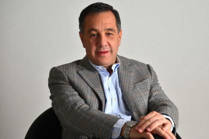 Alejandro Finocchiaro: "El kirchnerismo y Ctera adoctrinan sistem&aacute;ticamente en las escuelas"