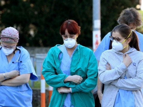 ¿Por qué un grupo de médicos de Tucumán sufrió descuentos en sus sueldos?