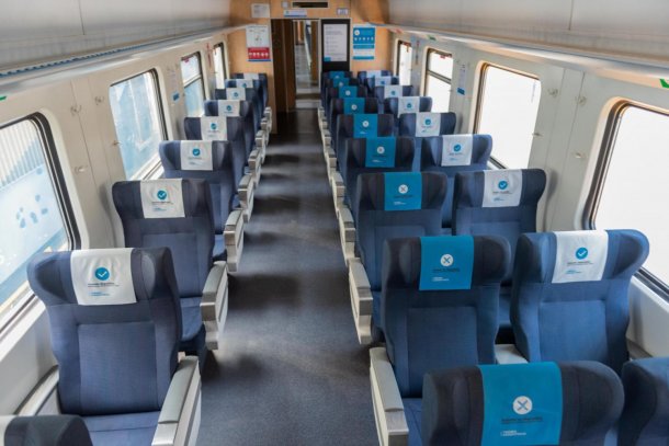 Jubilada espera hace tres semanas en Retiro para conseguir un pasaje en tren