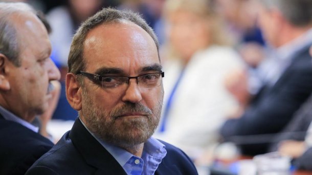Fernando Iglesias: "Es vergonzoso lo que hizo Cristina con el presidente en un parlamento"
