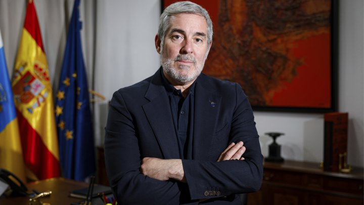 Fernando Clavijo: &ldquo;Nos enteramos por los medios de comunicaci&oacute;n que Espa&ntilde;a hab&iacute;a decidido traer el crucero a Canarias&rdquo;