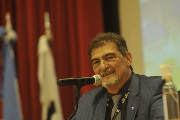 El rector de la UTN explic&oacute; que solo "dos de las 30 sedes tomaron la decisi&oacute;n de pedir el pase sanitario"