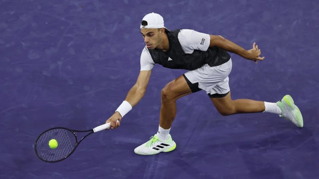 Francisco Cerúndulo enfrenta a Karen Jachánov por el Miami Open