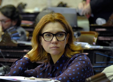 Karina Banfi: "Queremos saber de dónde salen los gastos de Fabiola Yañez"