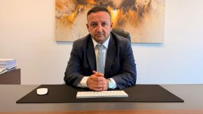 Alberto Fern&aacute;ndez fue denunciado por presunto direccionamiento de licitaciones: "Le dio cuatro obras de Procrear a su ex pareja"