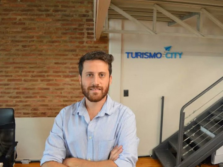 Julián Gurfinkiel: "La gente va a encontrar la manera de viajar al exterior de alguna u otra forma"