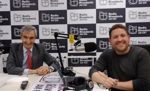 Volvé a escuchar el pase entre Jonatan Viale y Nelson Castro
