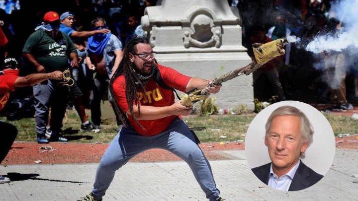 "Intentar algo m&aacute;s ambicioso"