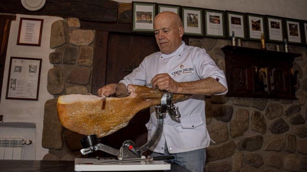 "Kiko" Fernández nos contó la historia del jamón que nadie había conseguido fuera de España