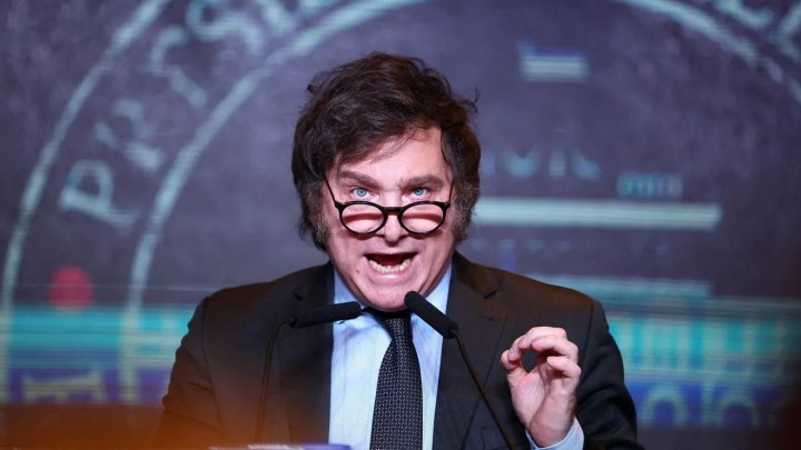 Javier Milei: "&iquest;Qu&eacute; culpa tengo de los desmadres de la administraci&oacute;n anterior y lo que han hecho los gobernadores?"