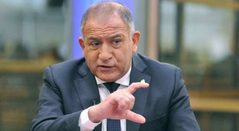 Luis Juez: "Perotti está haciendo un papel de idiota útil"