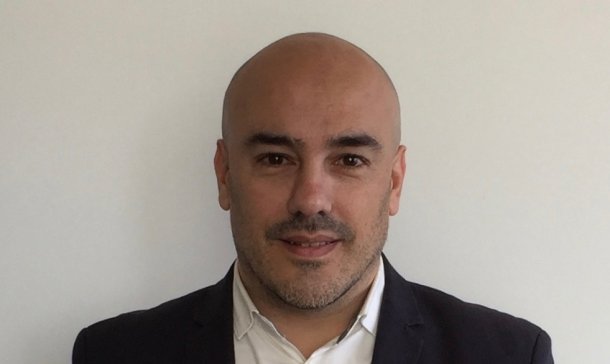 Lucas Romero: "Este Gobierno que depende mucho más que otros del apoyo popular, gestiona en hiper-minoría"