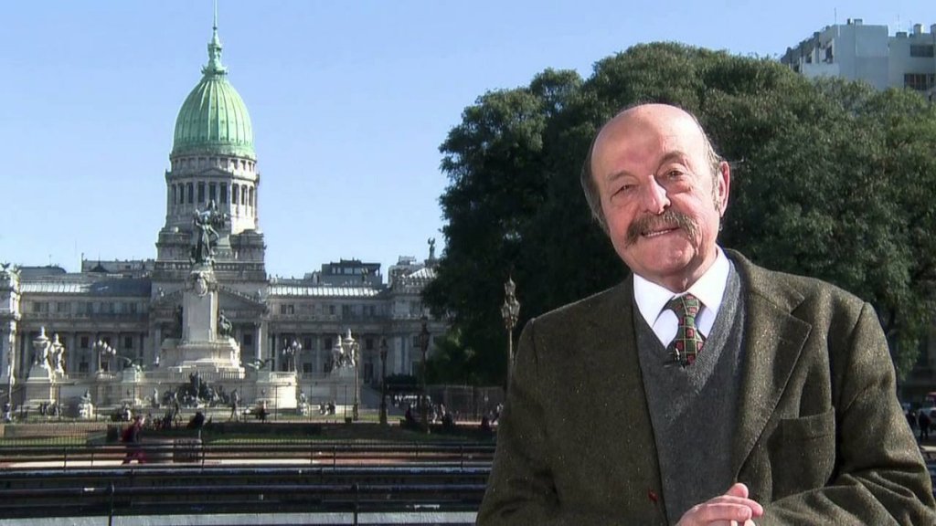 Julio Bárbaro: &quot;Hay una pertenencia fanatizada en la política, pese al desastre&quot;