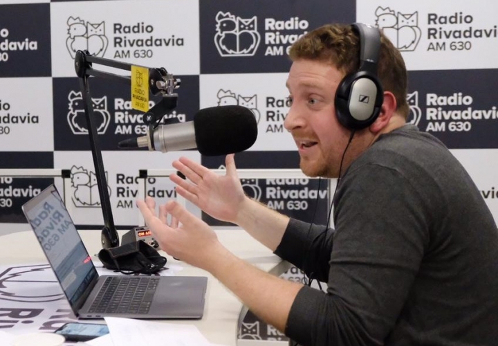 El editorial de Jonatan Viale: &ldquo;El problema no son la foto ni los videos, es la destrucci&oacute;n masiva de la Argentina&rdquo;