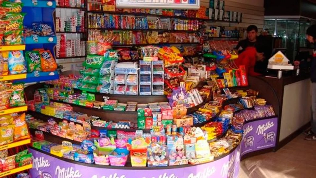 La realidad de los kioscos: se vende casi la mitad menos por la inflación