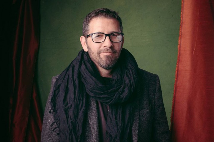 Sebasti&aacute;n Krys: el productor argentino que serv&iacute;a caf&eacute; y ya gan&oacute; 17 Grammy