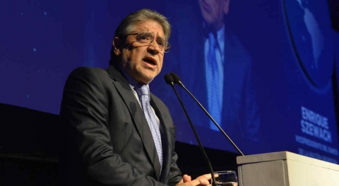Enrique Szewach: "Deberíamos poder tener protocolos para todas las actividades"