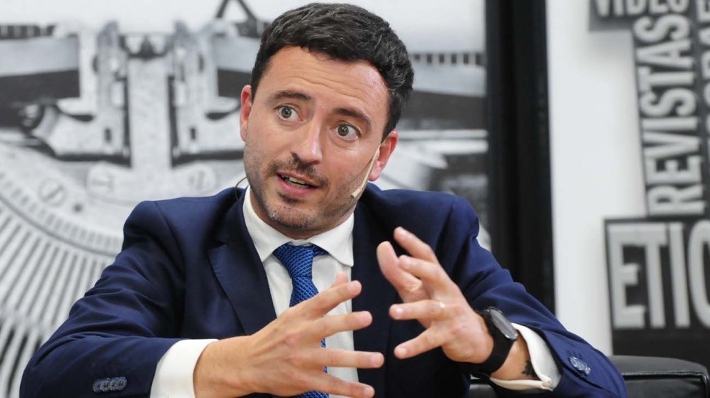 Rodrigo de Loredo: "A CFK, Massa y la CGT le viene muy bien que los elijan en esta agenda"