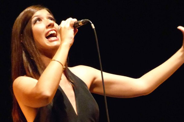 Una cantante de tango radicada en España