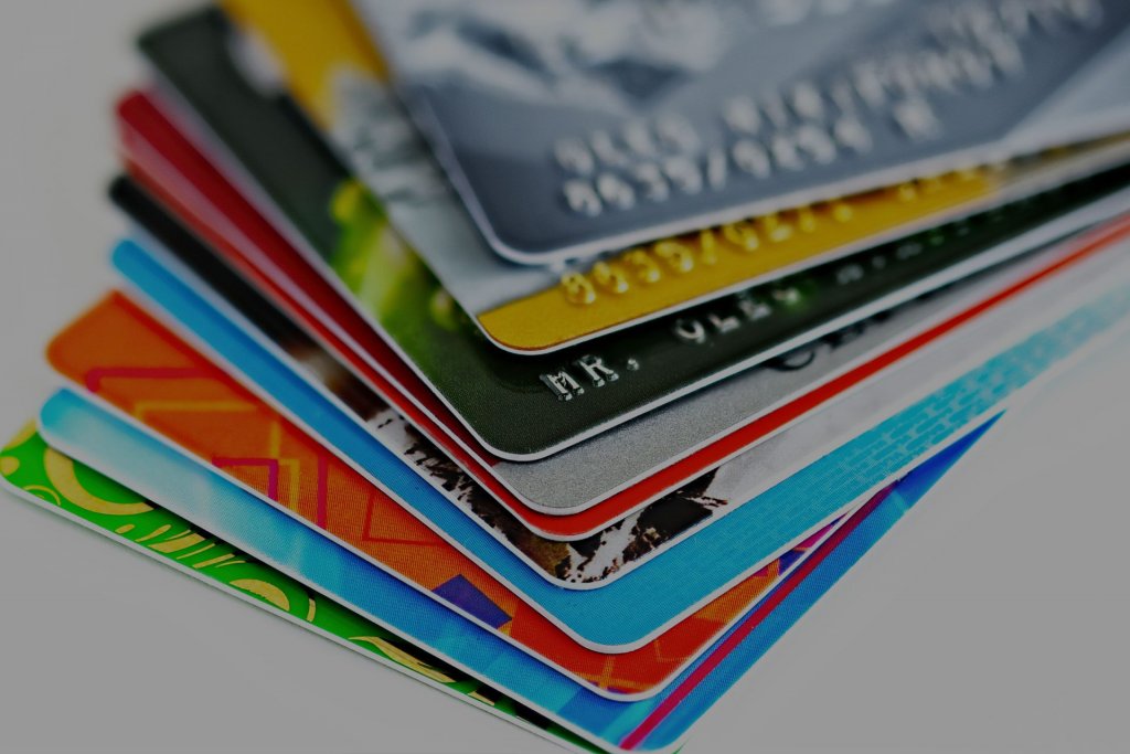 ¿Está faltando el plástico para las tarjetas?