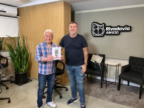 "Piloto de Radio", un libro sobre cómo es hacer radiofonía
