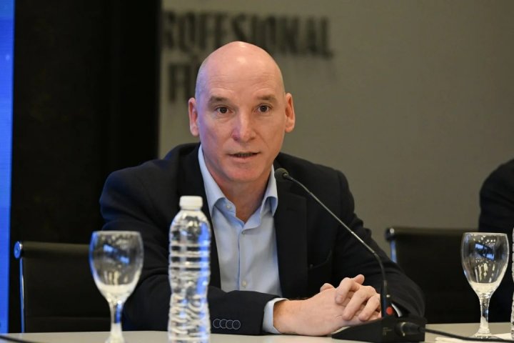 Maximiliano Piñeiro: &quot;Le pedimos a la Justicia que Cristina no esté en su departamento, porque nos complica a nosotros y a los vecinos&quot;