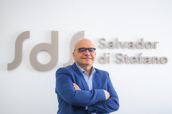 Salvador Di Stefano: &quot;Como la desconfianza es más fuerte, los dólares están creciendo de precio cada día&quot;