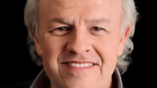César "Banana" Pueyrredón: "Hasta los 90 años quiero seguir arriba de los escenarios"